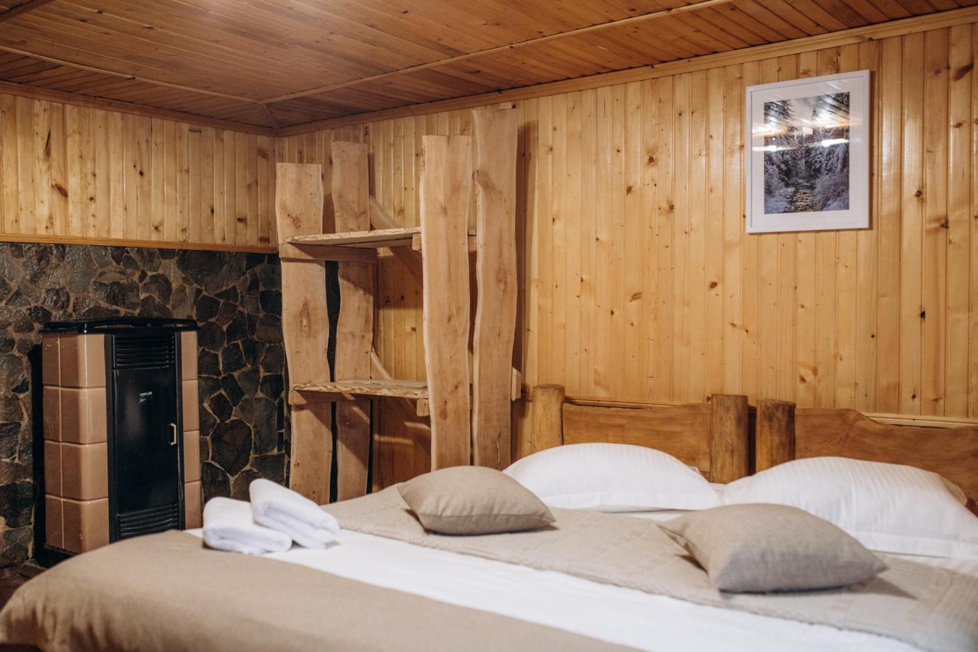 Dolyna Mykolaya Villa Myhove Oda fotoğraf